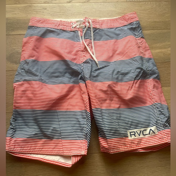 RVCA Men’s Board Shorts Swim Trunks Size 33 Red Blue Stripe - Picture 1 of 5